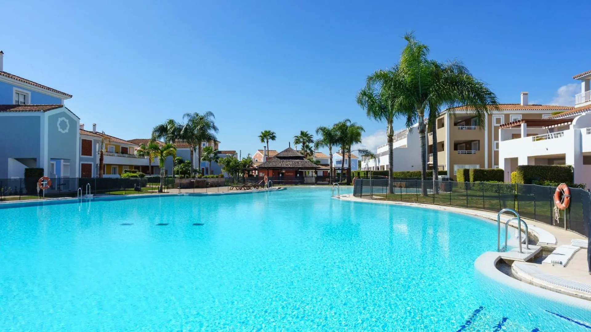 Apartment La Perla Del Cortijo By Interhome Estepona